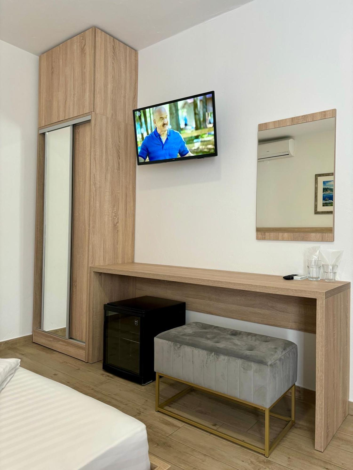 Bed & Breakfast & Pansion Odmor Rovanjska